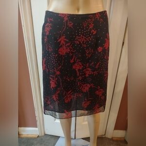 Exact change juniors size 9 black and red floral skirt